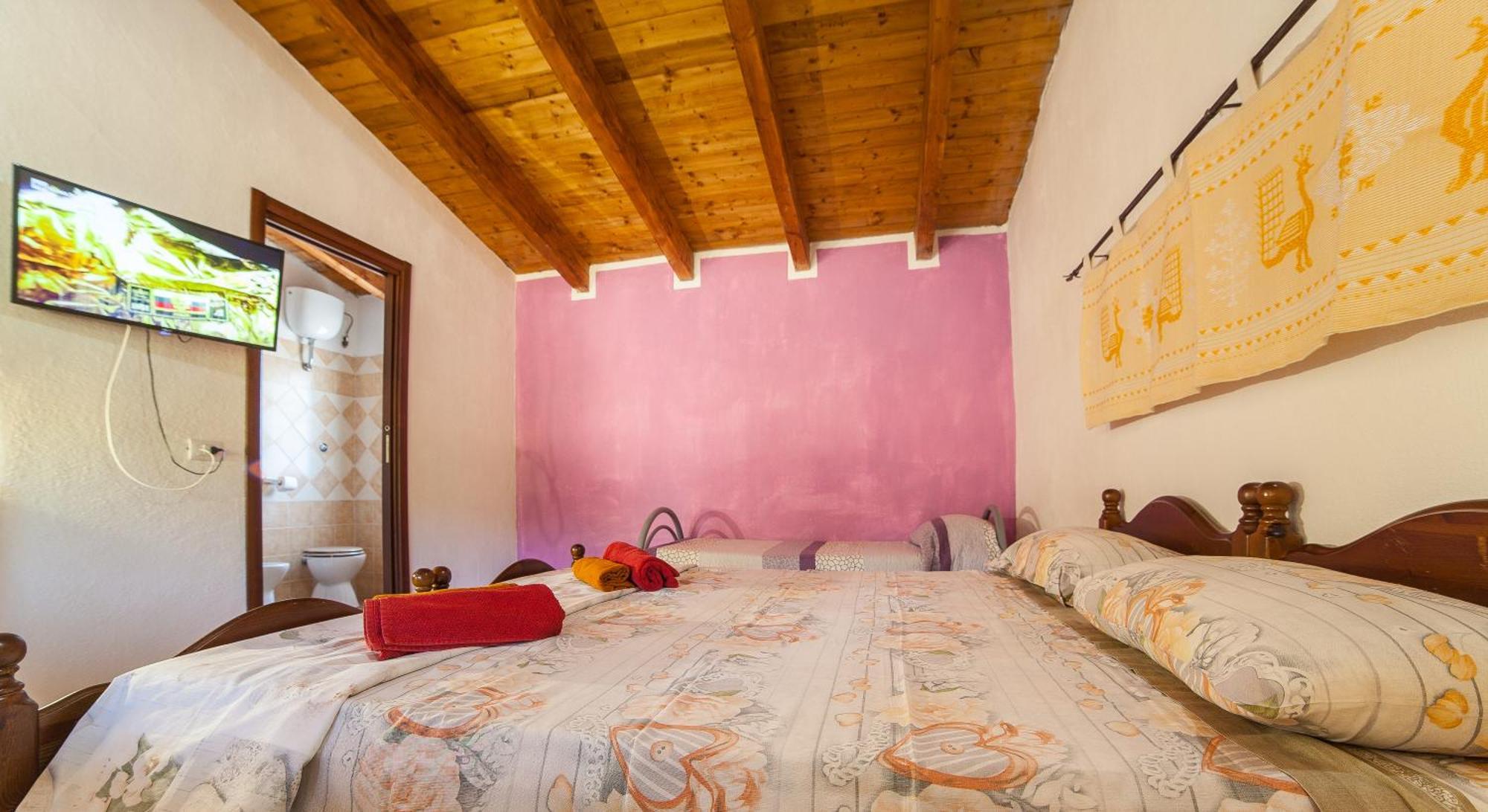 Sa Tanchitta Villa Ula Tirso Екстериор снимка